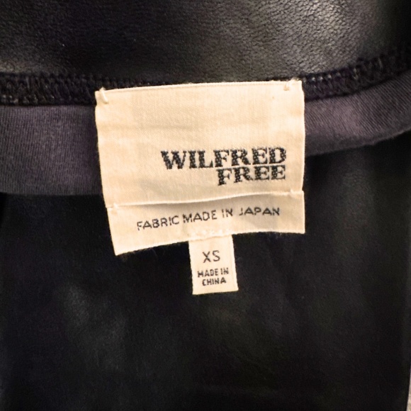 Aritzia Wilfred Free Daria Faux Leather Pants• Black Vegan Leather Leggings • XS - Picture 8 of 15